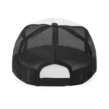 Load image into Gallery viewer, MuurWear Trucker Caps
